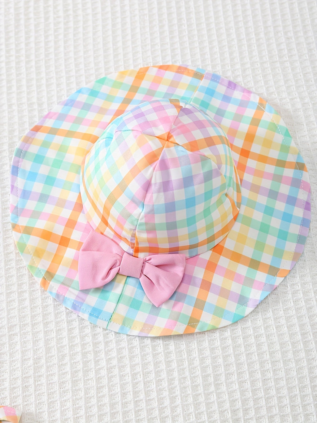 Baby Girls' Pastel Check Outfit Set with Bow Details and a Matching Sun Hat for Summer Outings
