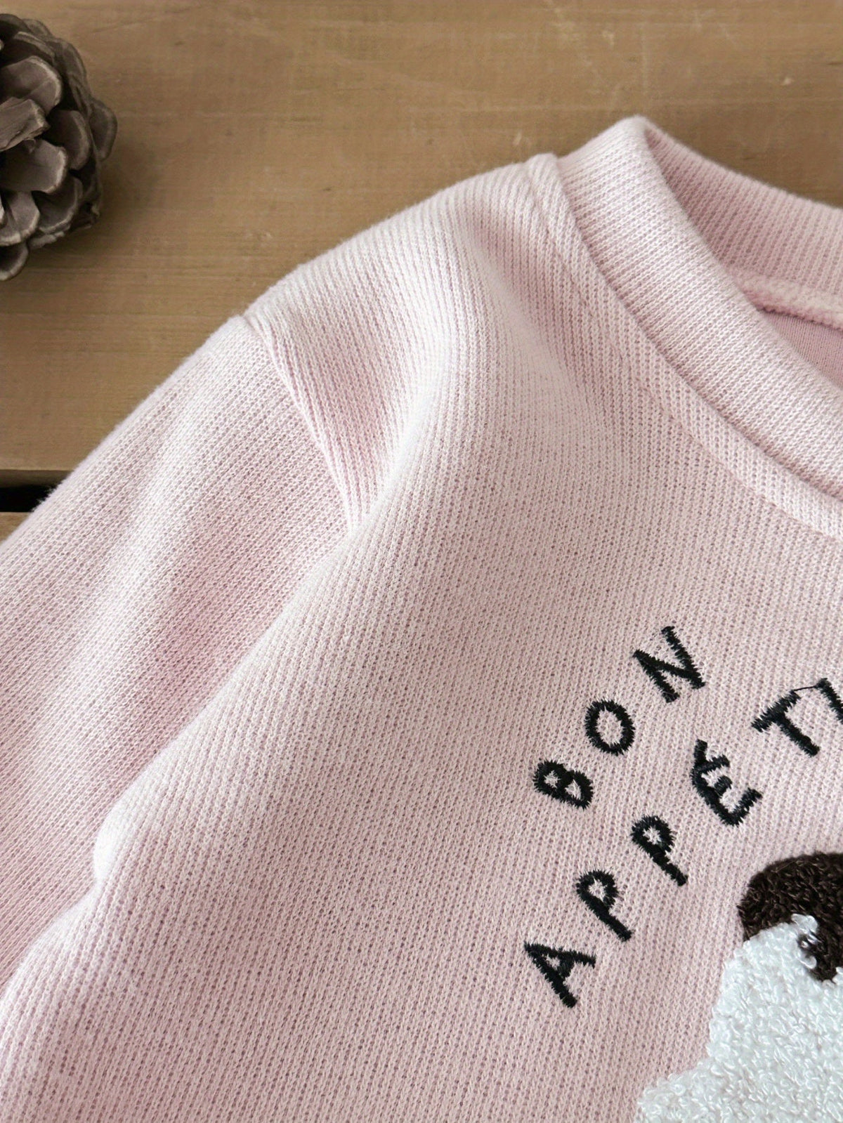 Baby Pink Outfit Set with an Ice Cream Patch Sweatshirt and Striped Pants for Spring and Autumn Wear