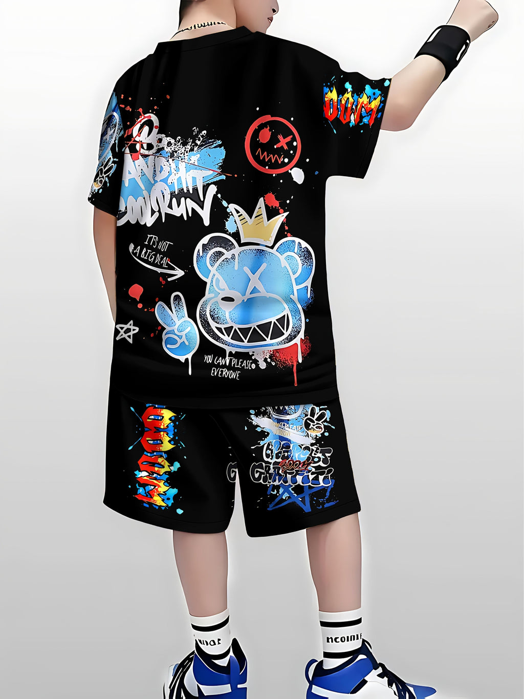 Boys' Black Graphic T-Shirt and Shorts Set with Colorful Graffiti Bear Prints and a Short-Sleeve Crew Neck Top