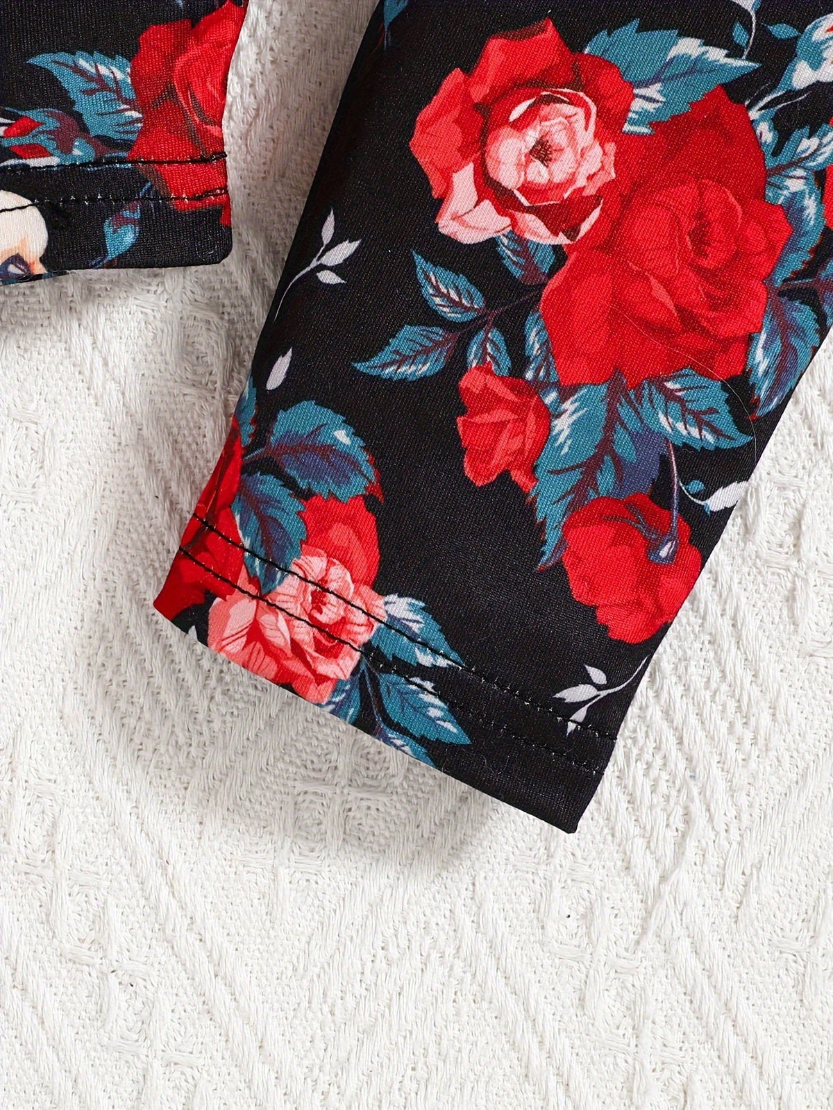 Girls' Floral Outfit Set with a Burgundy Ruffle Top and Rose Print Leggings for Coordinated Daytime Wear